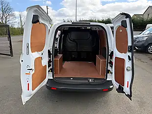 Used 2022 Ford Transit Courier Limited White - Interior and Exterior details 7
