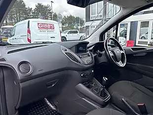 Used 2022 Ford Transit Courier Trend Blue - Interior and Exterior details 18