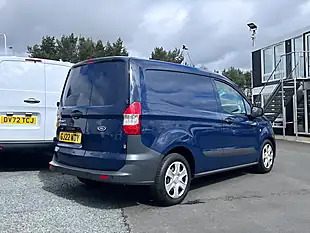Used 2022 Ford Transit Courier Trend Blue - Interior and Exterior details 4