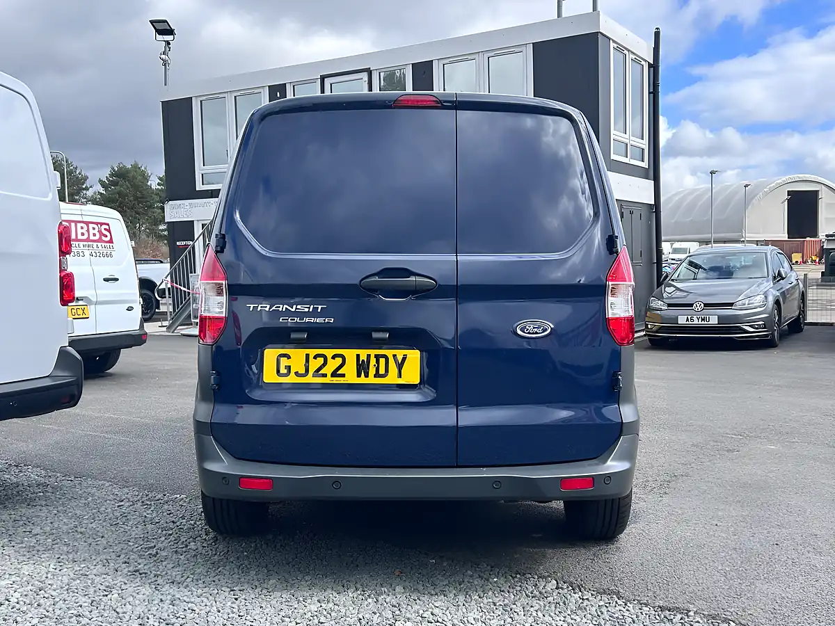 Used 2022 Ford Transit Courier Trend Blue - Interior and Exterior details 5