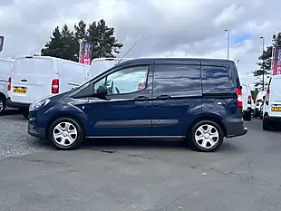 Used 2022 Ford Transit Courier Trend Blue - Interior and Exterior details 8