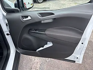Used 2022 Ford Transit Courier Trend White - Interior and Exterior details 13