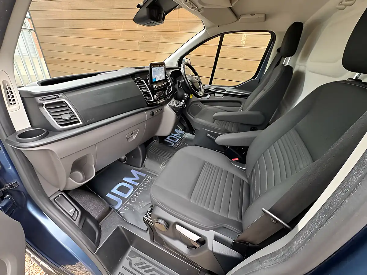 Used 2022 Ford Transit Custom 280 Limited Blue Metallic - Interior and Exterior details 20