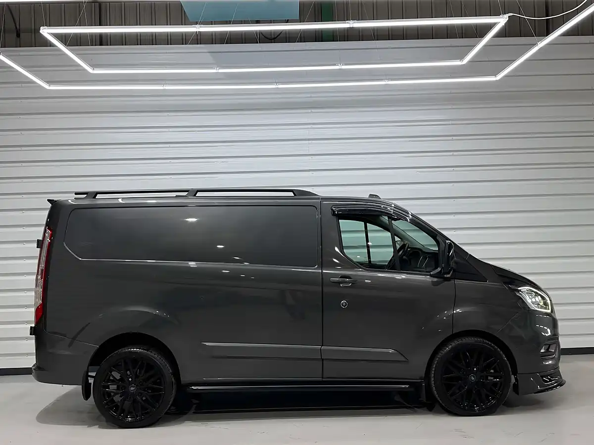 Used 2022 Ford Transit Custom 280 Limited Magnetic - Interior and Exterior details 12
