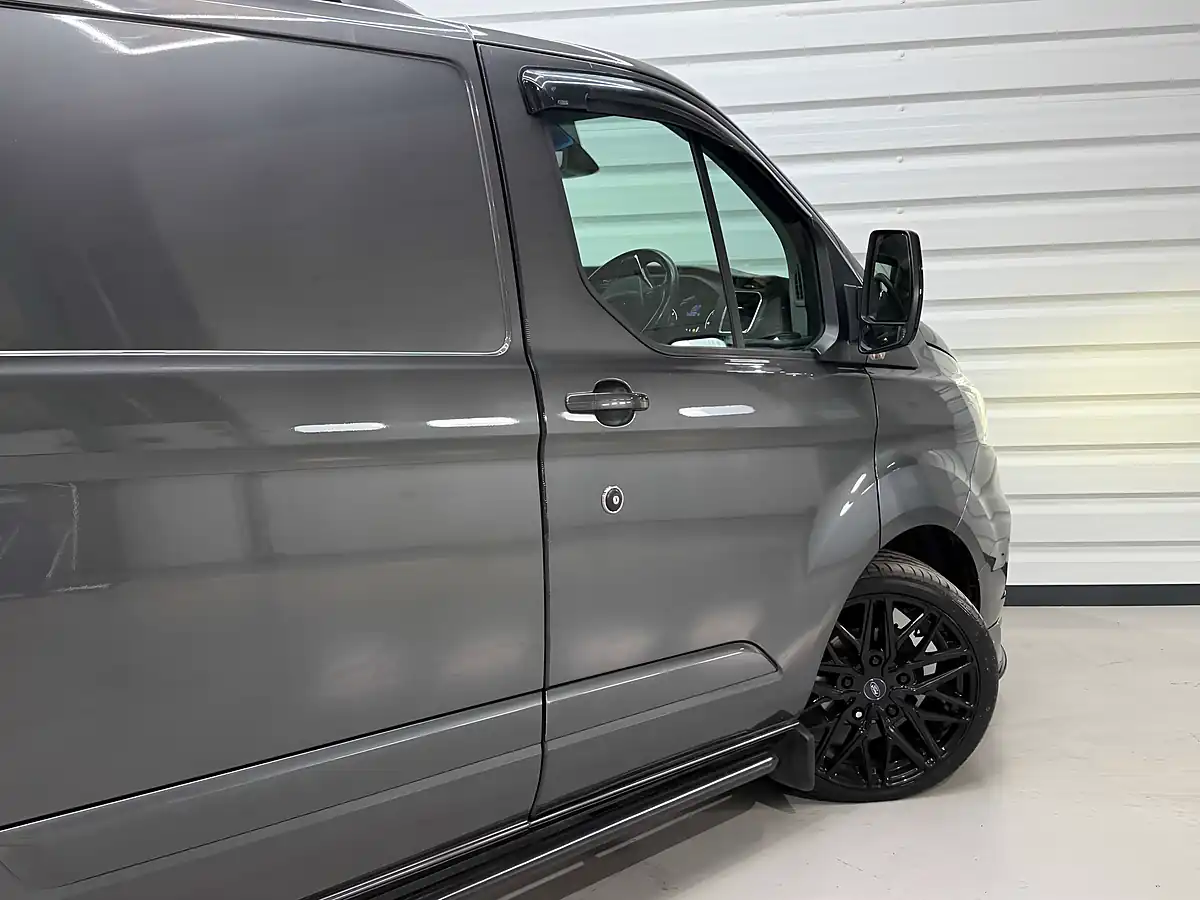 Used 2022 Ford Transit Custom 280 Limited Magnetic - Interior and Exterior details 13