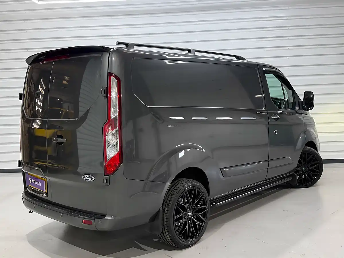 Used 2022 Ford Transit Custom 280 Limited Magnetic - Interior and Exterior details 15