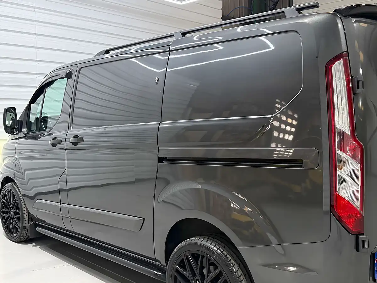 Used 2022 Ford Transit Custom 280 Limited Magnetic - Interior and Exterior details 16