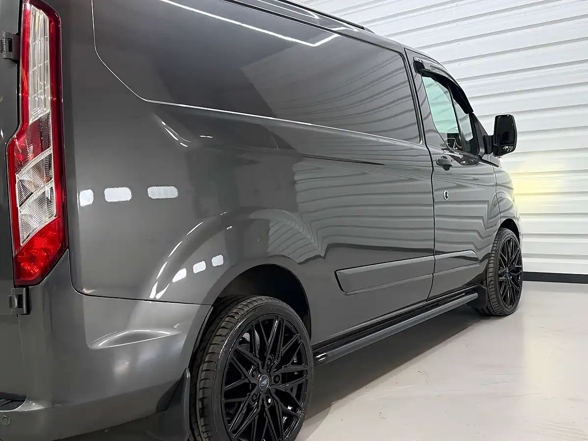 Used 2022 Ford Transit Custom 280 Limited Magnetic - Interior and Exterior details 17