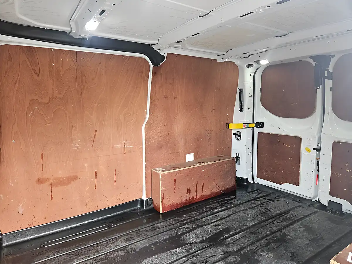 Used 2022 Ford Transit Custom 280 Limited White - Interior and Exterior details 9