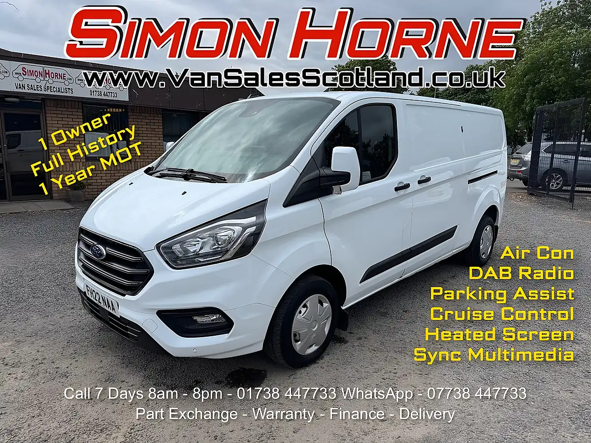 Used 2022 Ford Transit Custom 300 L2 Lwb Trend Frozen White (solid Colour) - Front View