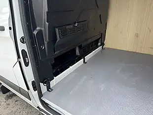 Used 2022 Ford Transit Custom 300 L2 Lwb Trend Frozen White (solid Colour) - Interior and Exterior details 14