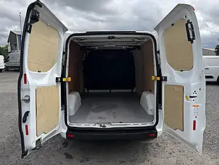 Used 2022 Ford Transit Custom 300 L2 Lwb Trend Frozen White (solid Colour) - Interior and Exterior details 15