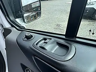 Used 2022 Ford Transit Custom 300 L2 Lwb Trend Frozen White (solid Colour) - Interior and Exterior details 18