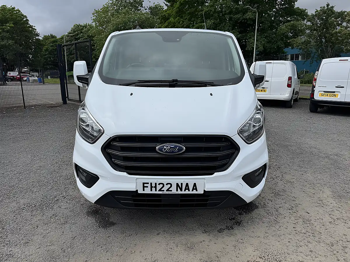 Used 2022 Ford Transit Custom 300 L2 Lwb Trend Frozen White (solid Colour) - Interior and Exterior details 2