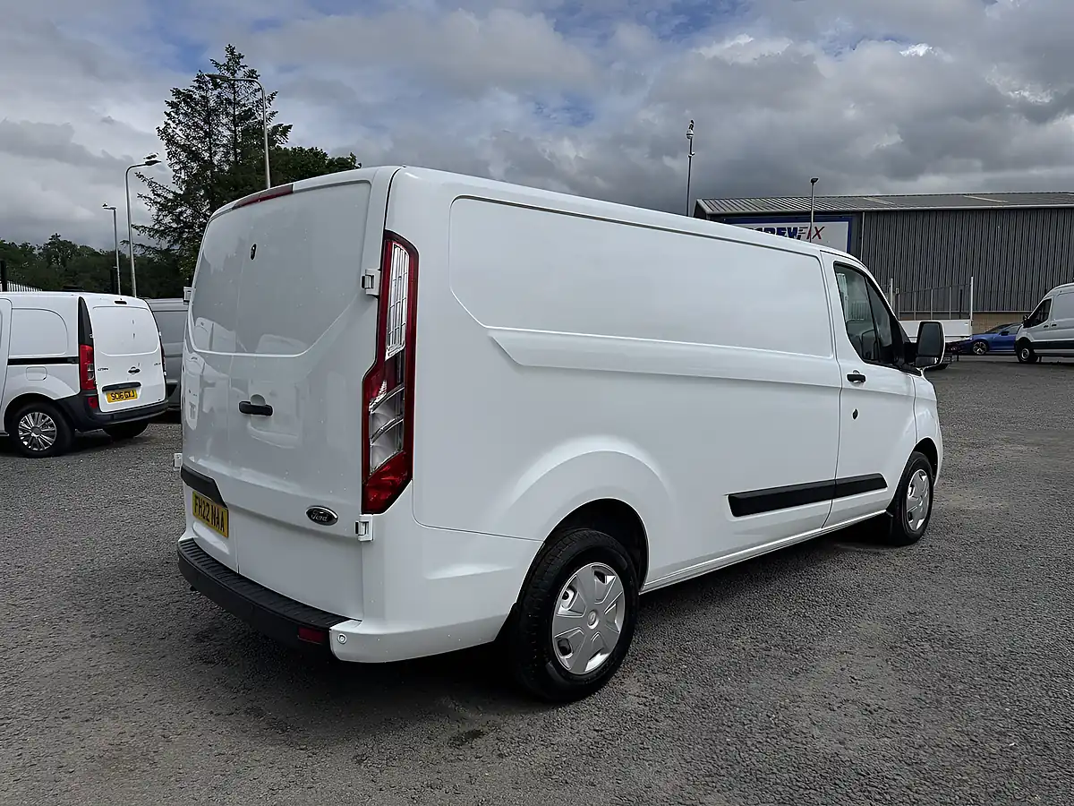 Used 2022 Ford Transit Custom 300 L2 Lwb Trend Frozen White (solid Colour) - Interior and Exterior details 5