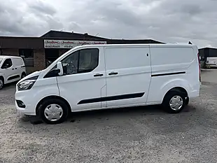 Used 2022 Ford Transit Custom 300 L2 Lwb Trend Frozen White (solid Colour) - Interior and Exterior details 8