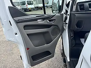 Used 2022 Ford Transit Custom 300 L2 Lwb Trend Frozen White (solid Colour) - Interior and Exterior details 9