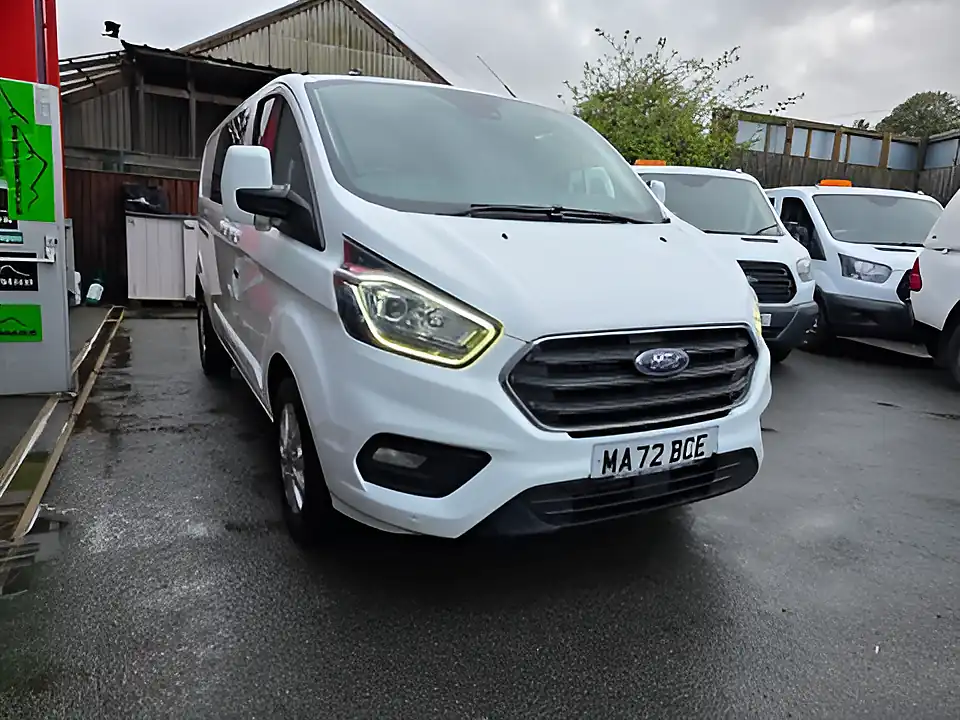 Used 2022 Ford Transit Custom 300 Limited Dciv White - Interior and Exterior details 2