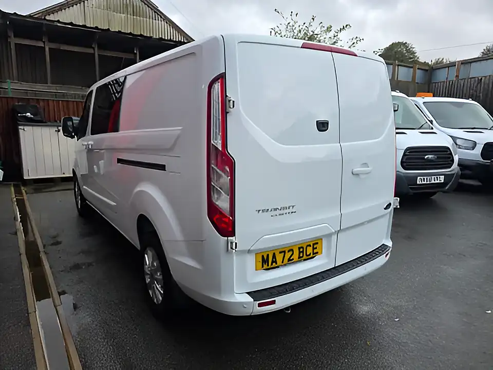 Used 2022 Ford Transit Custom 300 Limited Dciv White - Interior and Exterior details 5