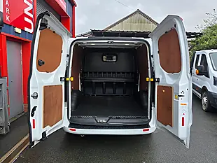Used 2022 Ford Transit Custom 300 Limited Dciv White - Interior and Exterior details 9