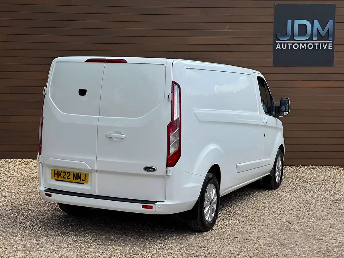 Used 2022 Ford Transit Custom 300 Limited Frozen White - Interior and Exterior details 3