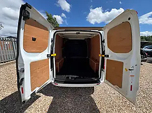 Used 2022 Ford Transit Custom 300 Limited Frozen White - Interior and Exterior details 5