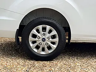 Used 2022 Ford Transit Custom 300 Limited Frozen White - Interior and Exterior details 13