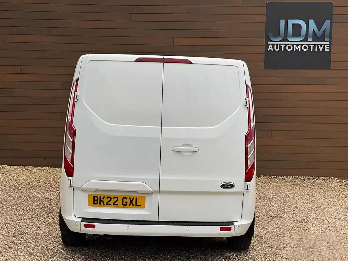 Used 2022 Ford Transit Custom 300 Limited Frozen White - Interior and Exterior details 4