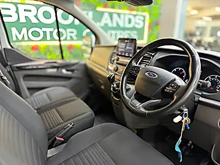 Used 2022 Ford Transit Custom 300 Limited P/V White - Interior and Exterior details 11