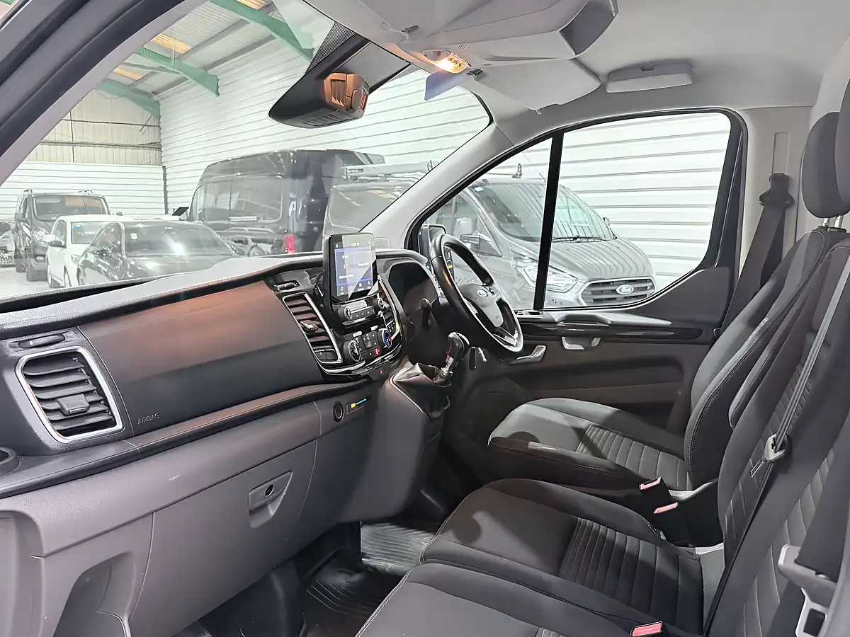 Used 2022 Ford Transit Custom 300 Limited Shadow Black - Interior and Exterior details 11