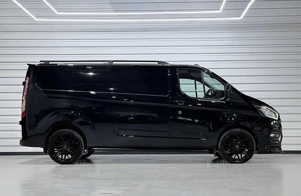 Used 2022 Ford Transit Custom 300 Limited Shadow Black - Interior and Exterior details 12
