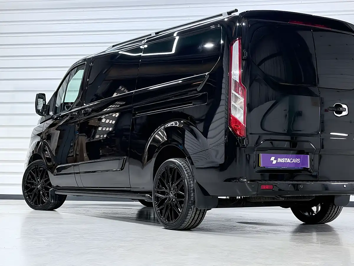 Used 2022 Ford Transit Custom 300 Limited Shadow Black - Interior and Exterior details 20
