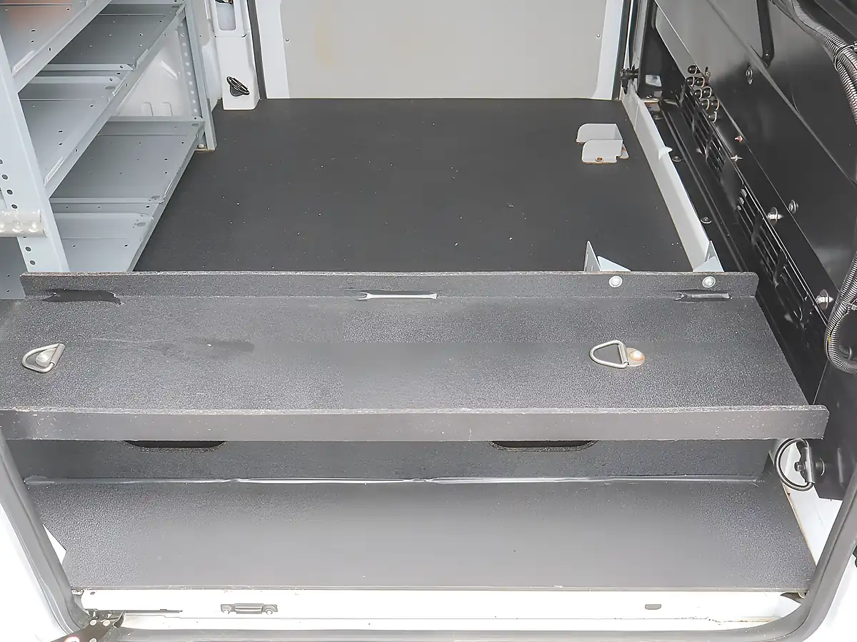 Used 2022 Ford Transit Custom 320 Leader Frozen White - Interior and Exterior details 7