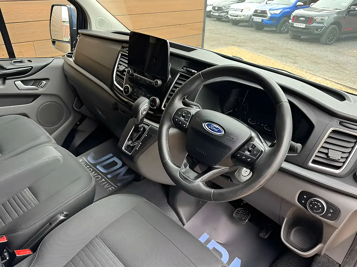 Used 2022 Ford Transit Custom 320 Limited Blue - Interior and Exterior details 14
