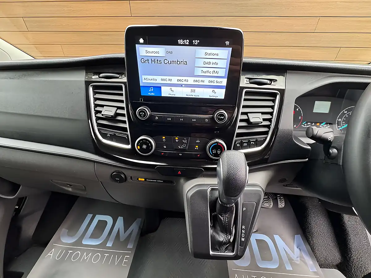 Used 2022 Ford Transit Custom 320 Limited Blue - Interior and Exterior details 17