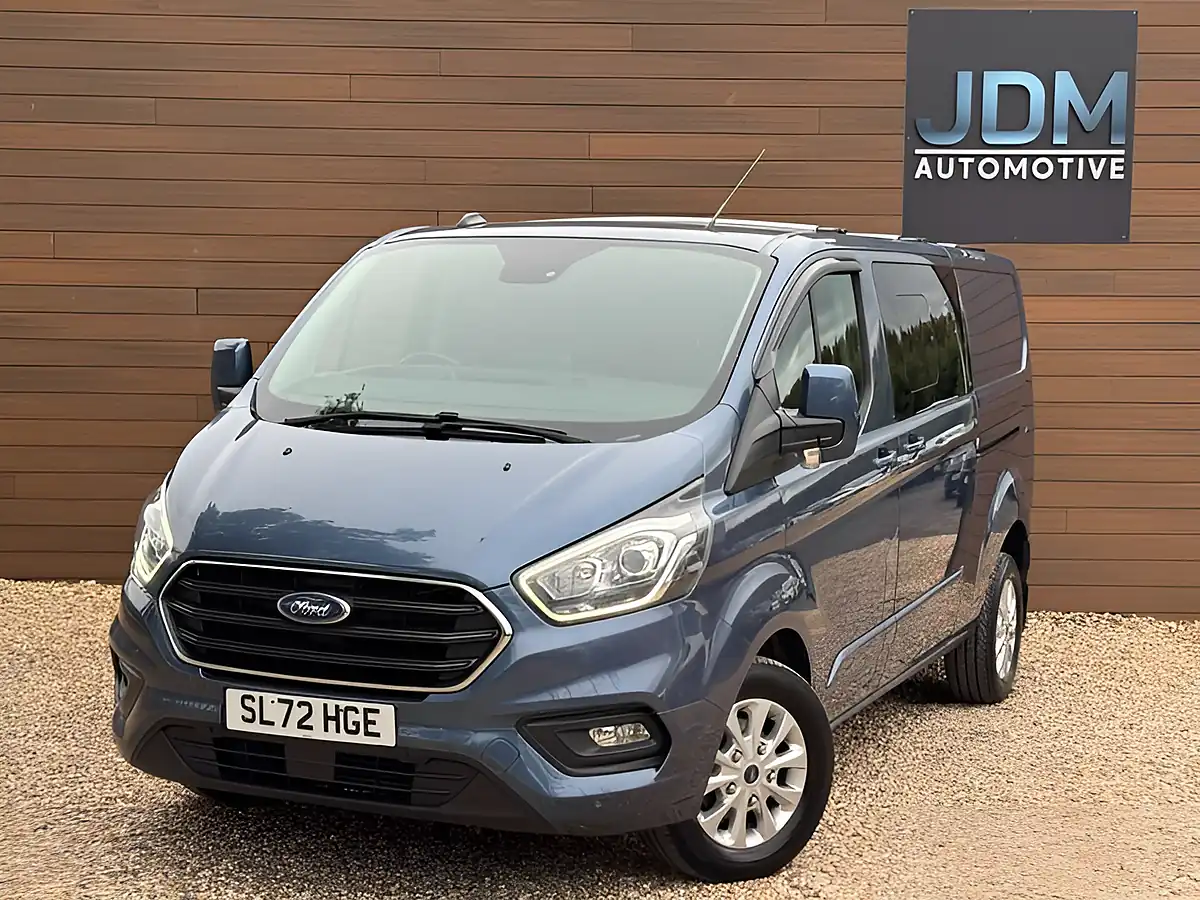 Used 2022 Ford Transit Custom 320 Limited Blue - Interior and Exterior details 9