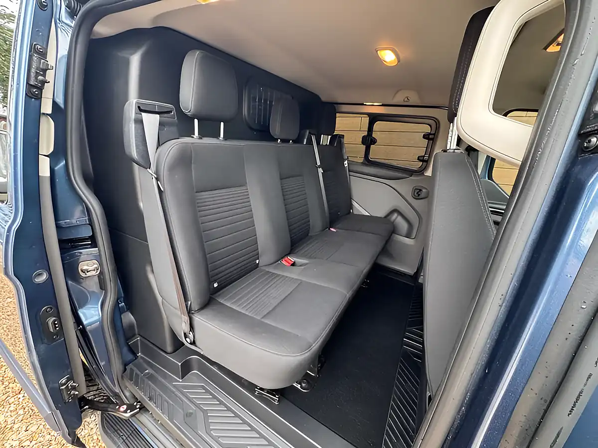 Used 2022 Ford Transit Custom 320 Limited Blue Metallic - Interior and Exterior details 16