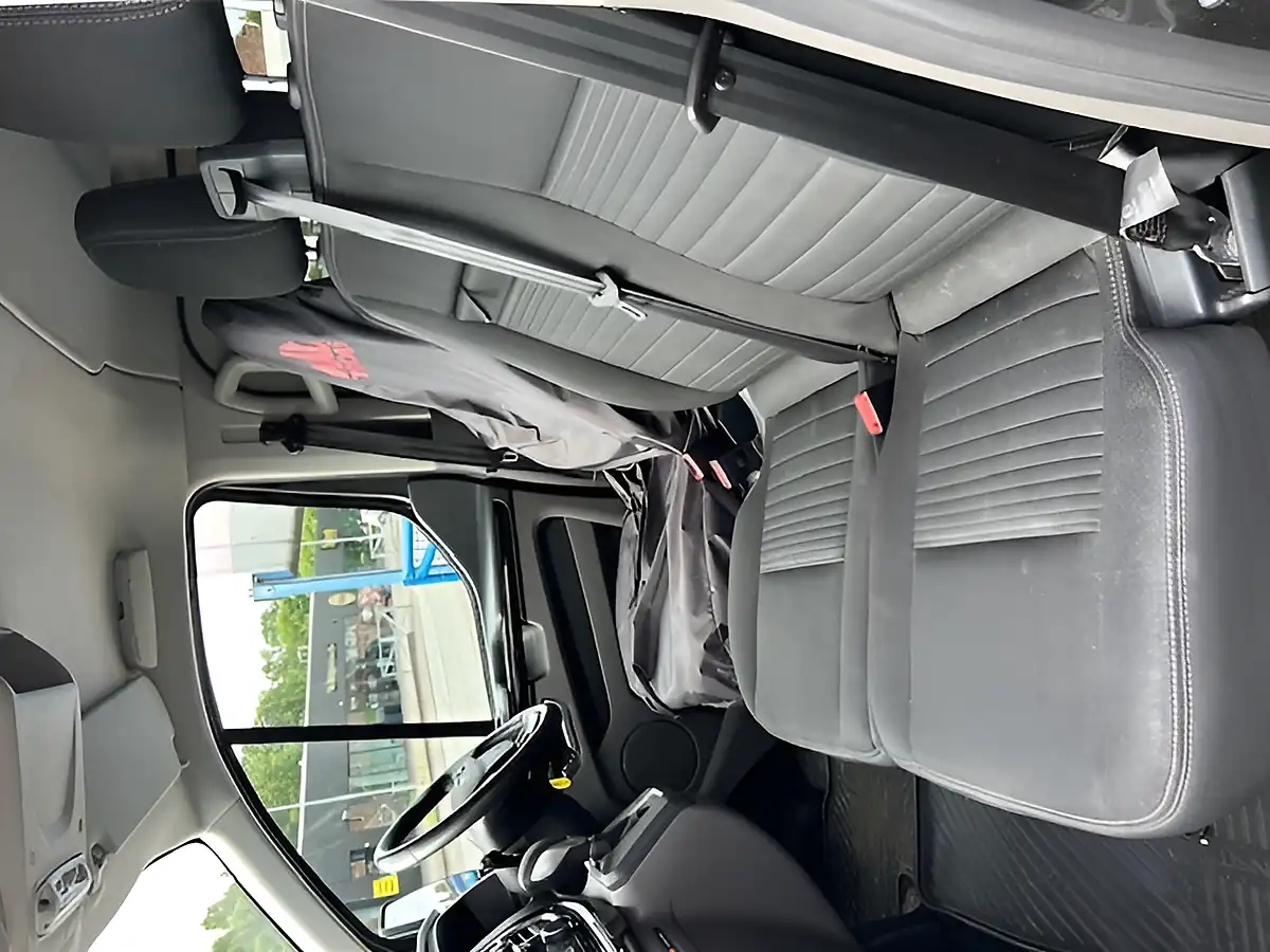 Used 2022 Ford Transit Custom 320 Limited Grey - Interior and Exterior details 13