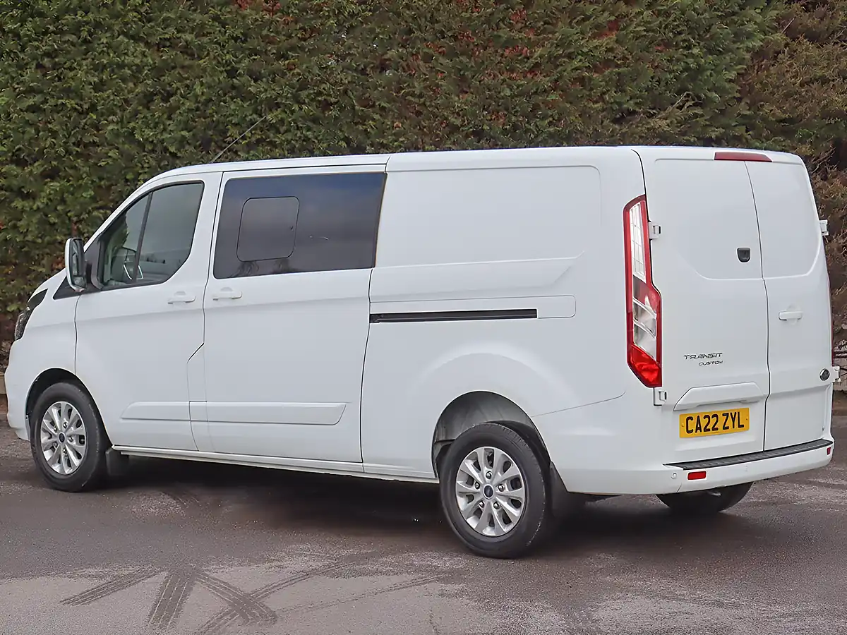 Used 2022 Ford Transit Custom 320 Limited White - Interior and Exterior details 13