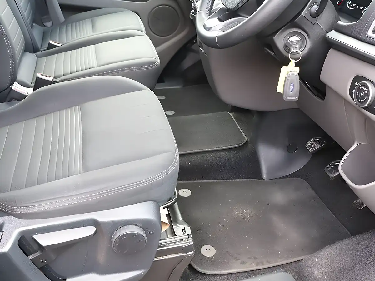 Used 2022 Ford Transit Custom 320 Limited White - Interior and Exterior details 20