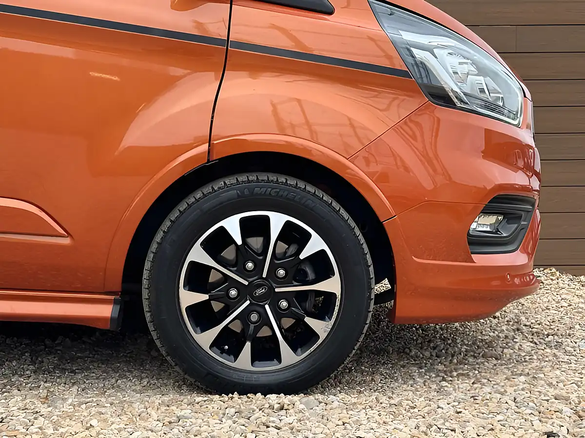 Used 2022 Ford Transit Custom 320 Sport Orange Glow - Interior and Exterior details 10