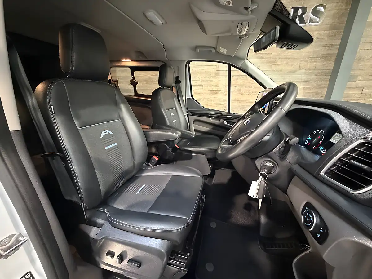 Used 2022 Ford Transit Custom Active White - Interior and Exterior details 8