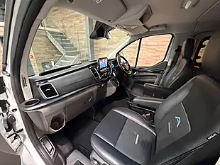Used 2022 Ford Transit Custom Active White - Interior and Exterior details 9