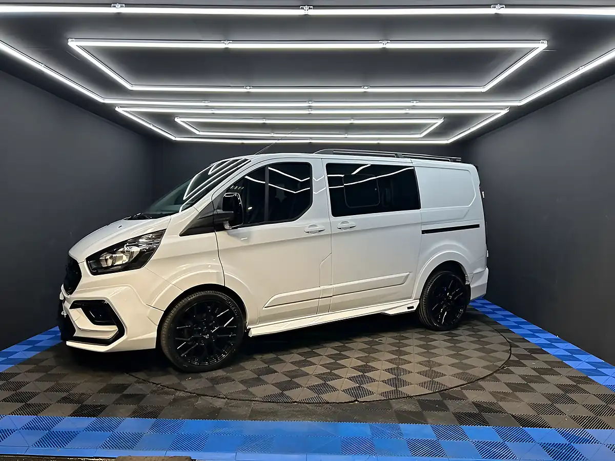 Used 2022 Ford Transit Custom Leader Crew Frozen White - Interior and Exterior details 11
