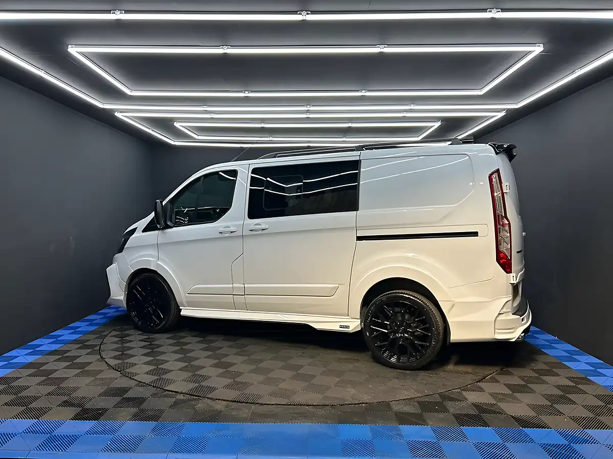 Used 2022 Ford Transit Custom Leader Crew Frozen White - Interior and Exterior details 12