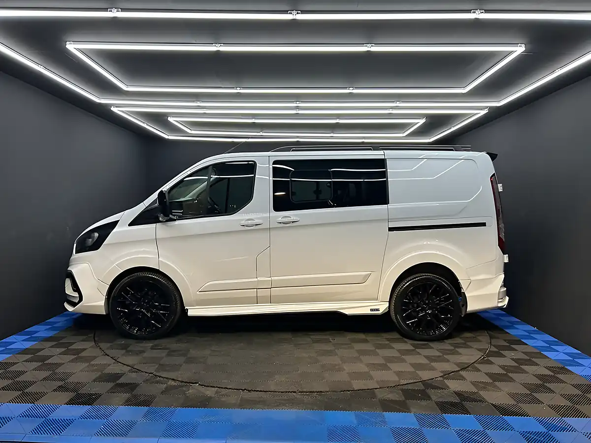 Used 2022 Ford Transit Custom Leader Crew Frozen White - Interior and Exterior details 14