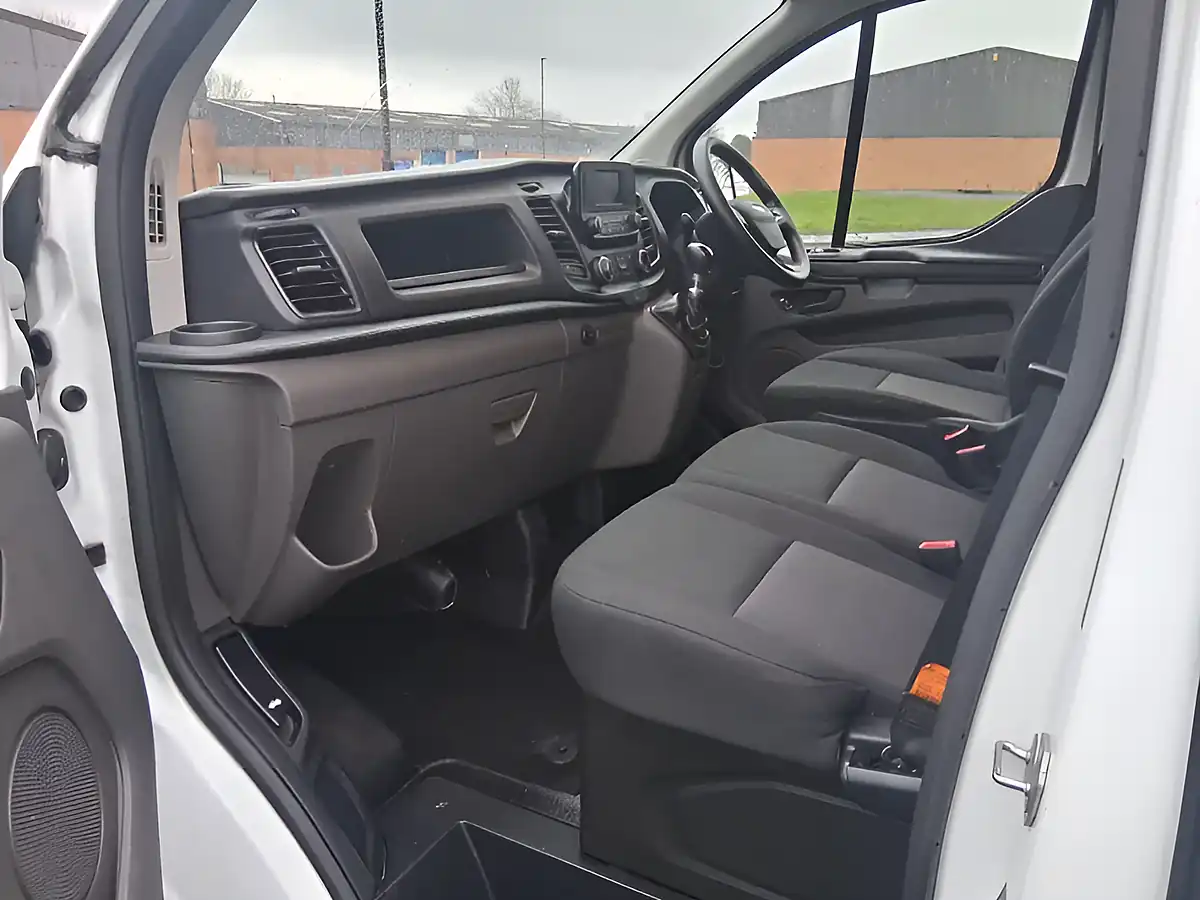 Used 2022 Ford Transit Custom Leader Crew Van Double Cab White - Interior and Exterior details 11