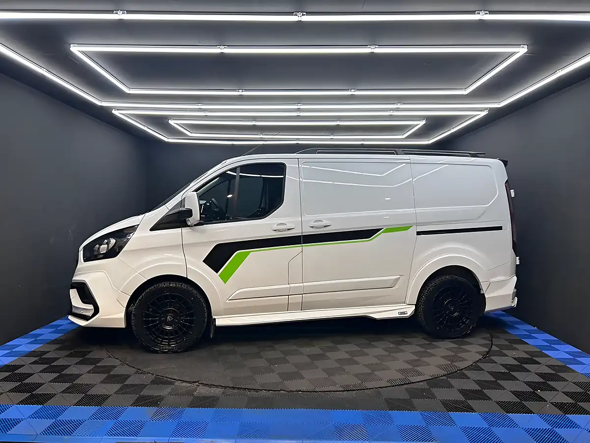 Used 2022 Ford Transit Custom Leader White - Interior and Exterior details 10