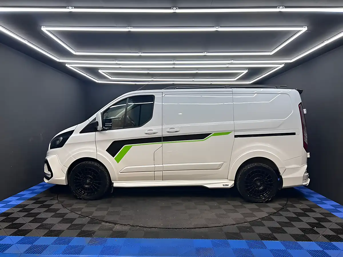 Used 2022 Ford Transit Custom Leader White - Interior and Exterior details 12
