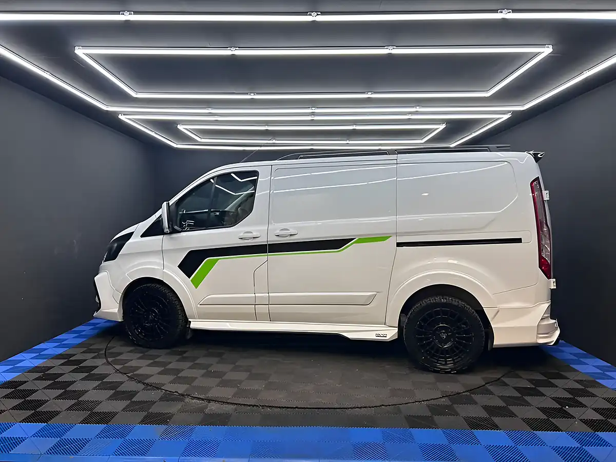 Used 2022 Ford Transit Custom Leader White - Interior and Exterior details 13